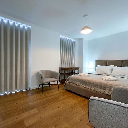 Lisboa Intendente 3Bedroom Apartment With Balcony Екстер'єр фото