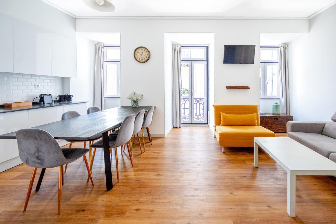 Lisboa Intendente 3Bedroom Apartment With Balcony Екстер'єр фото
